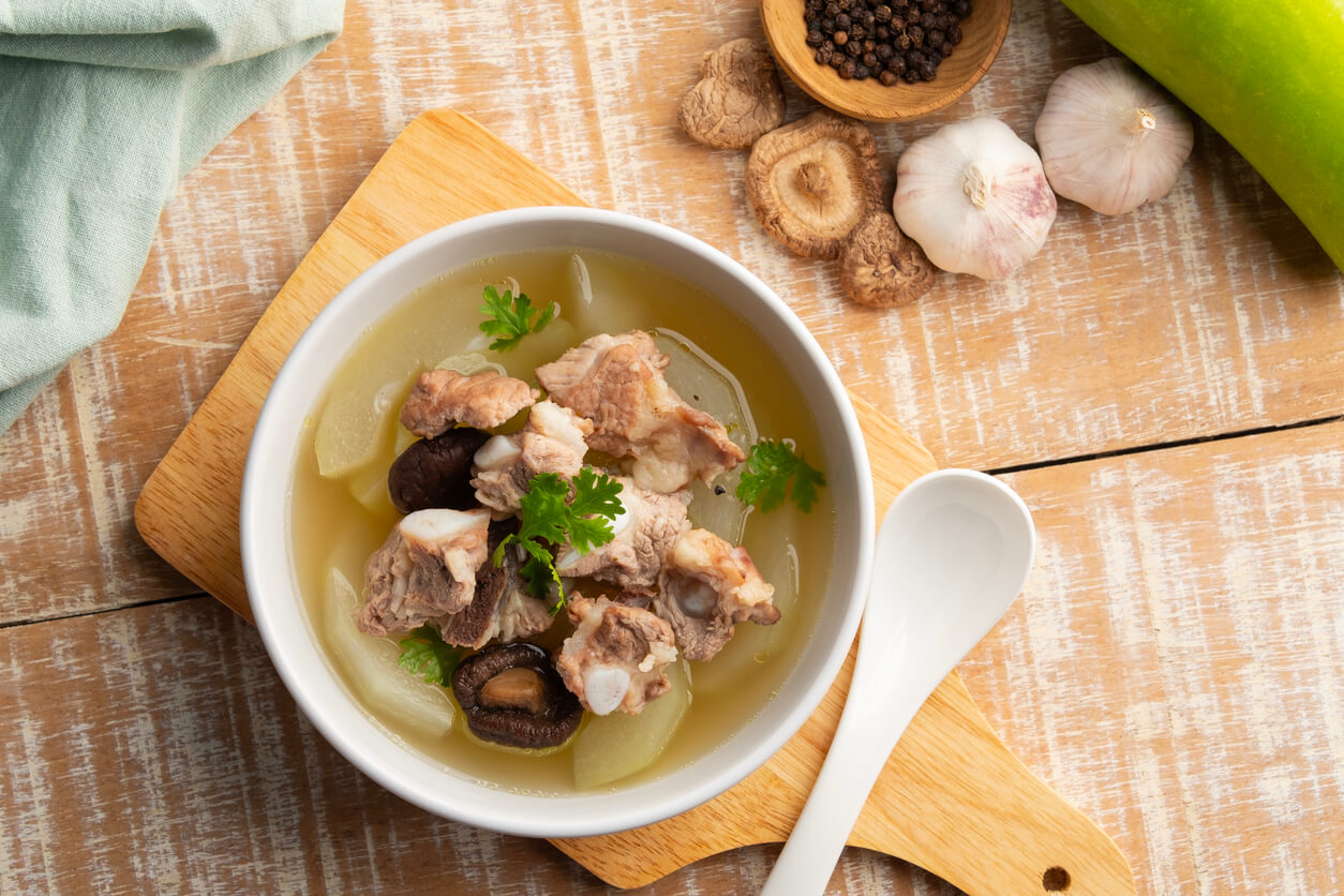 The Organic Butcher's Secret: Mastering the Art of Pork Bones for Flavourful Broths