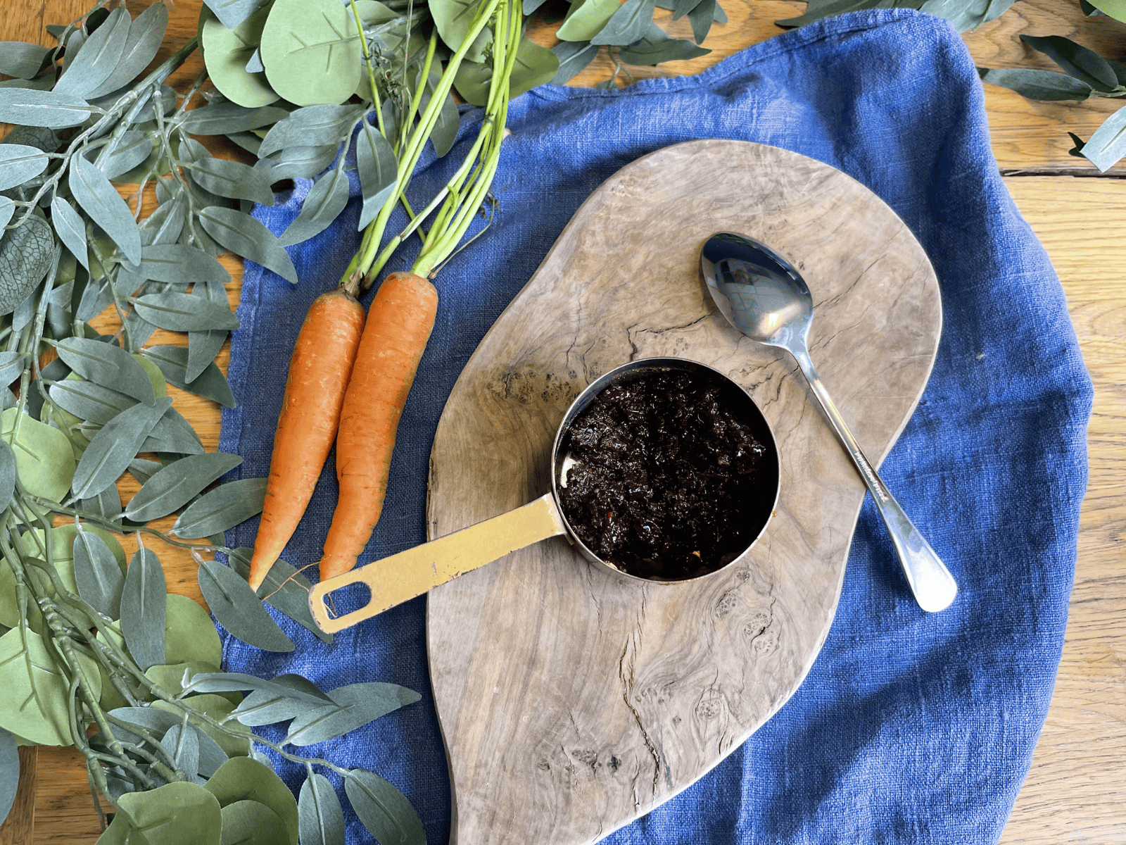 Eversfield Organic Condiments & Sauces Organic Balsamic, Garlic & Black Cherry Glaze 200ml
