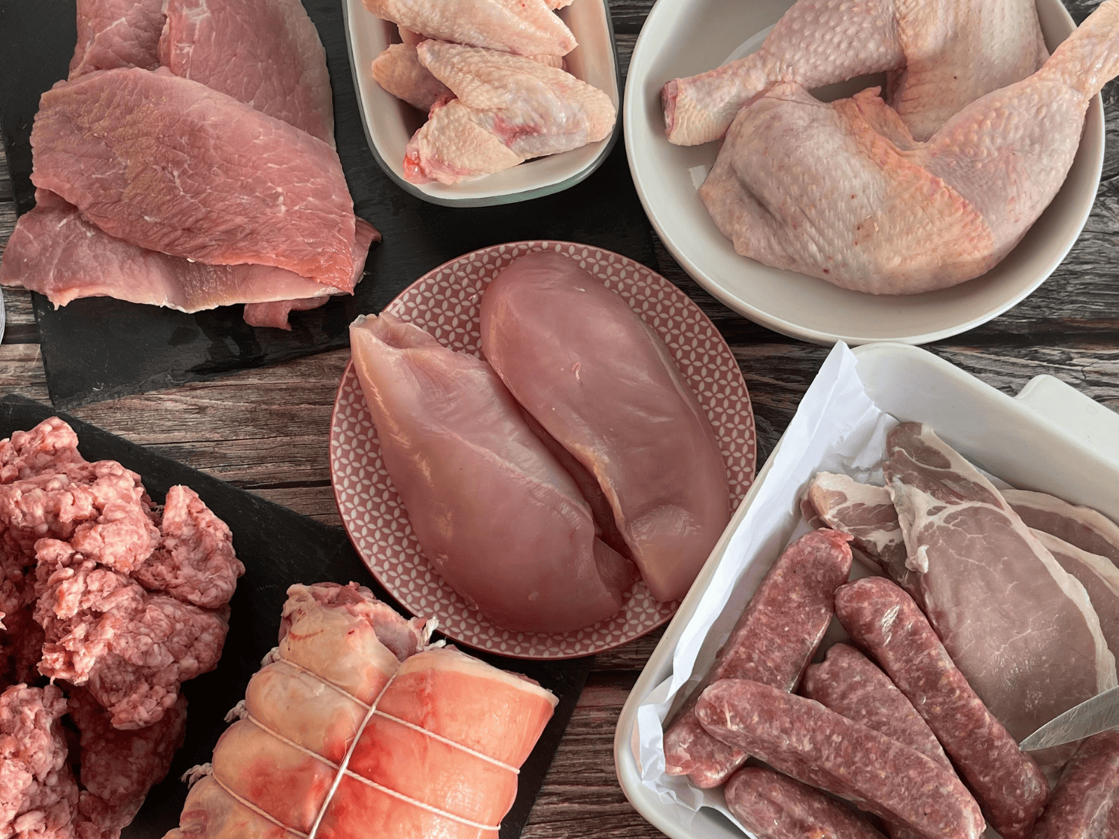 Eversfield Organic The Organic No-Beef Meat Box Box