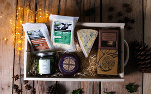 organic christmas gifts cheeseboard