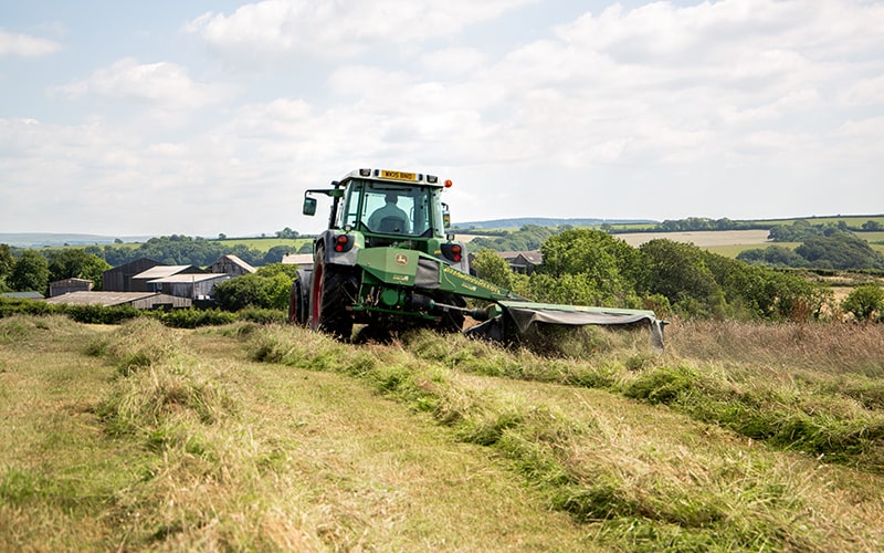 how do organic farms help climate change?