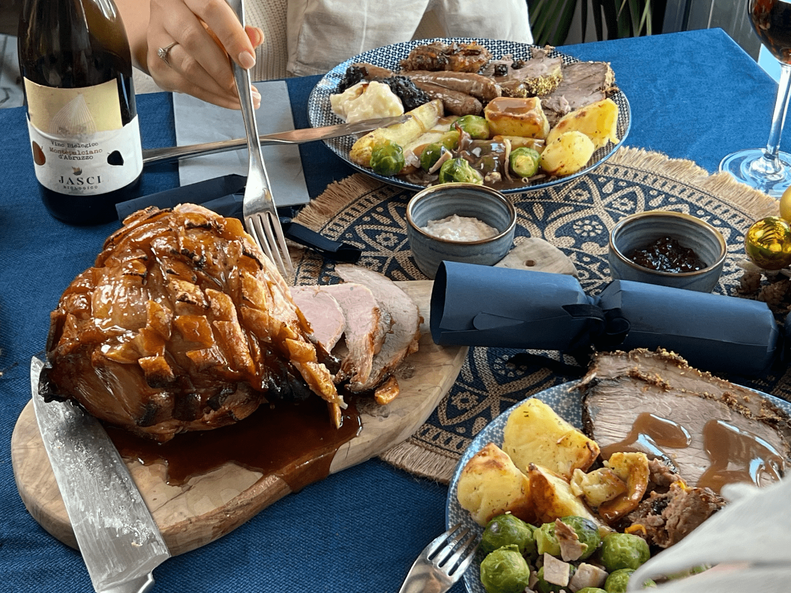 Eversfield Organic Pork Nitrate-Free Brown Sugar Glazed Gammon With Crackling 2kg